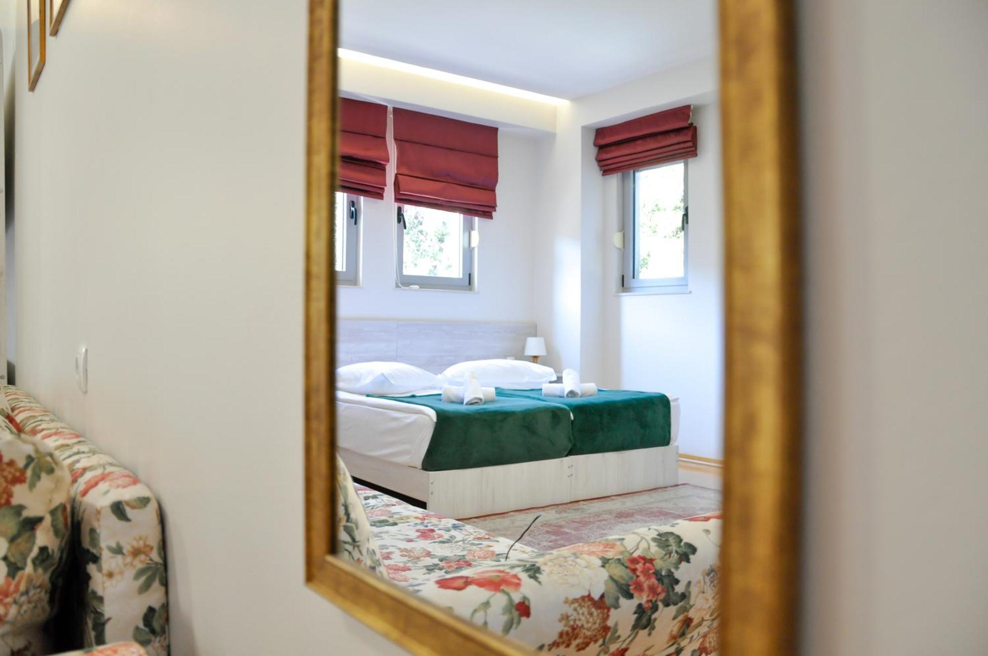 Boutique Hostel Livia Metković エクステリア 写真